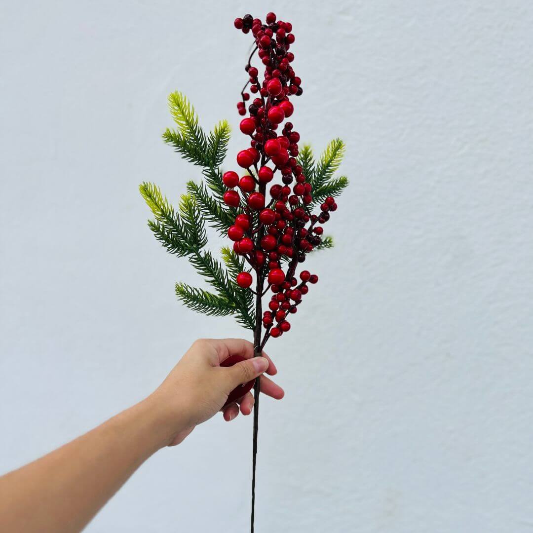 Galho Berries e Pinha Vermelho - 60cm