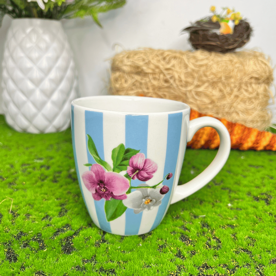 Caneca Trendy Listrada Com Flores de Cerâmica 370ml