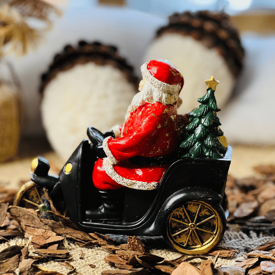 Papai Noel na Moto com Presentes - Decorativo de Resina