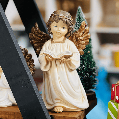 Anjo de Natal Com Livro - Enfeite Decorativo com Luzes na Auréola