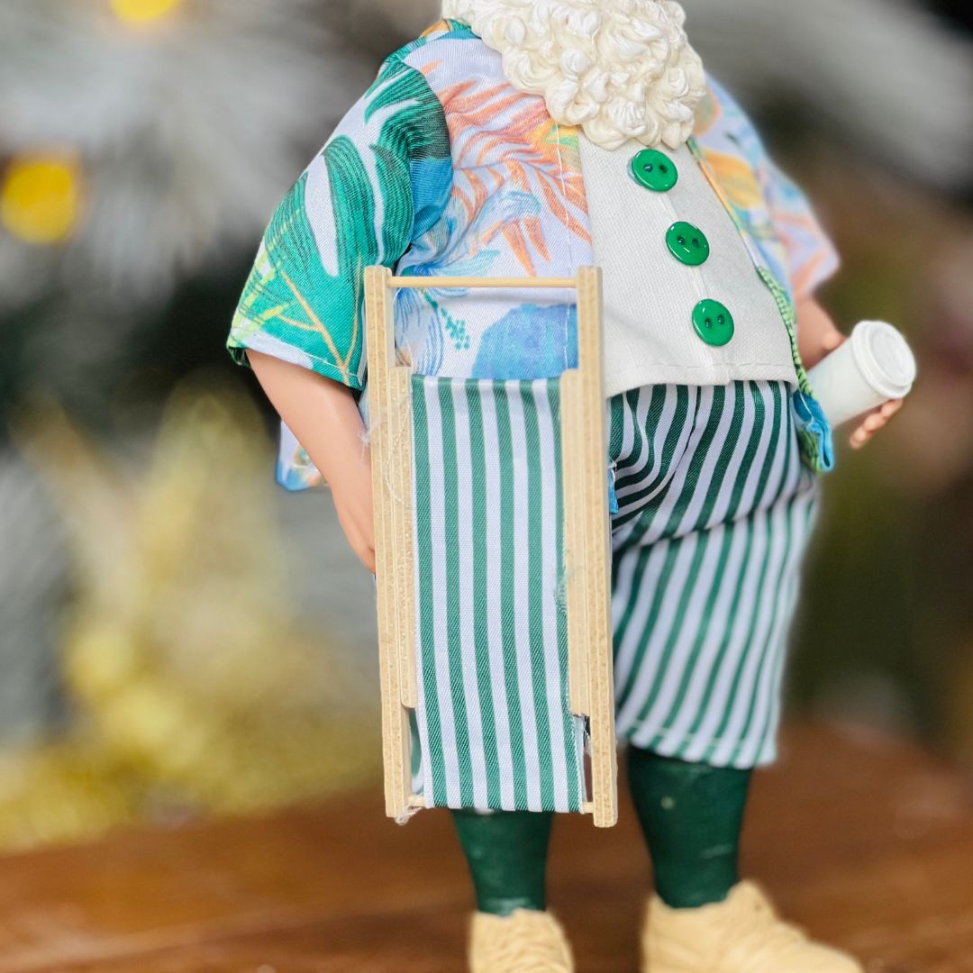 Papai Noel Praiano Com Cadeira - 27,5cm